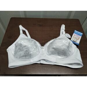 Bestform NWT Size 36B White Wireless Casual Value Lightly Lined Comfort Bra